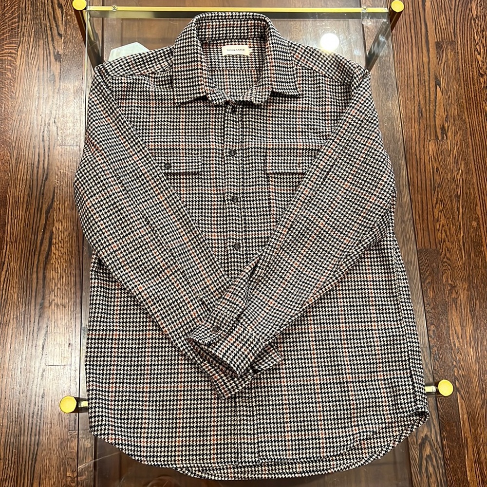 Taylor Stitch The Leeward Shirt in Houndstooth
XL - 44